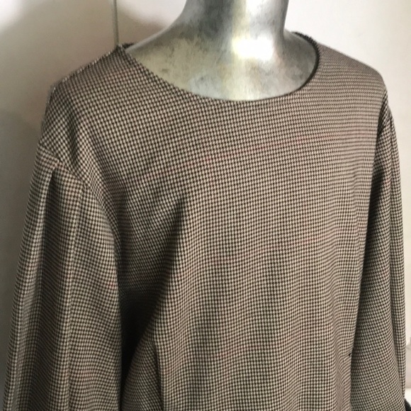 “ZARA WOMAN “ Faux Fur Cuffed Houndstooth Top. - Picture 2 of 10